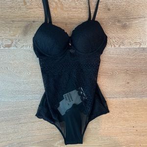 New with tags sexy H&M black lace bodysuit -size 4